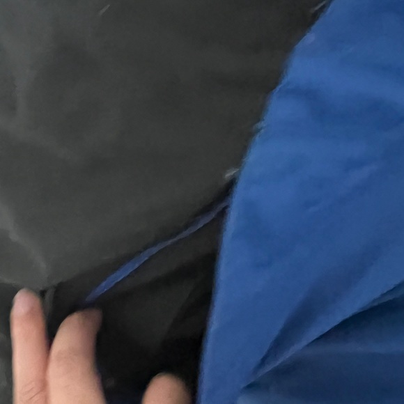 LL BEAN Men's Waterproof “Rugged Ridge Parka”. Color: Navy/blue Size: XXL - Picture 7 of 16